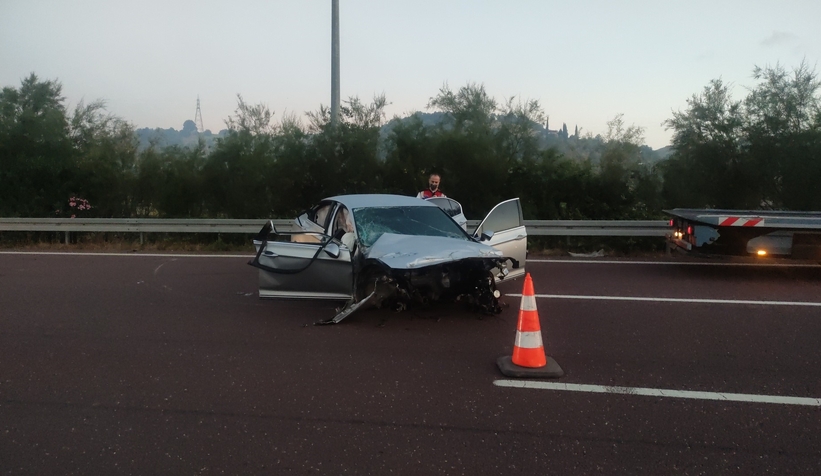 Katliam gibi kaza: 2 ölü, 3’ü ağır 6 yaralı