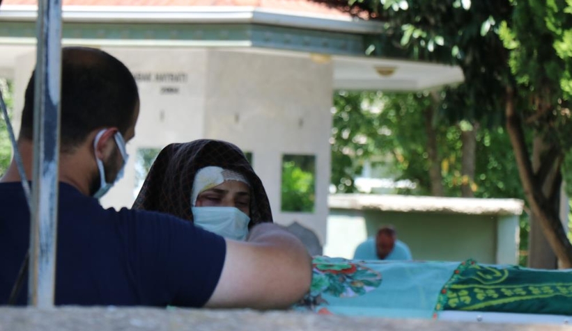 Katliam gibi kazada ölen anneye son görev