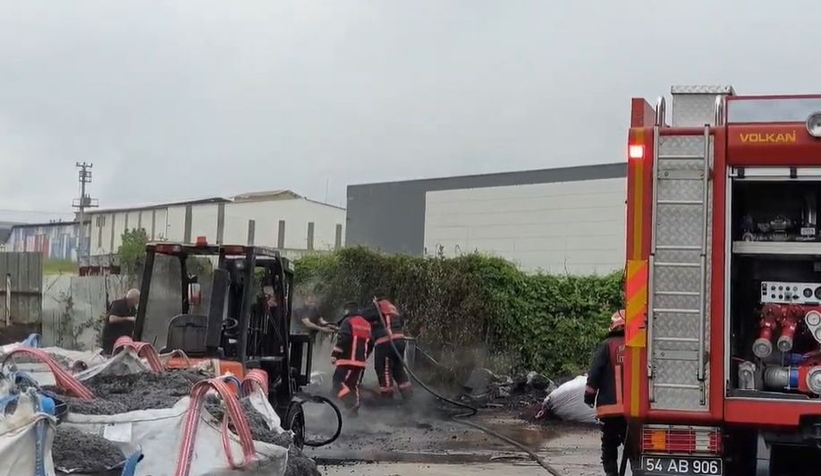 Kauçuk fabrikasında yangın