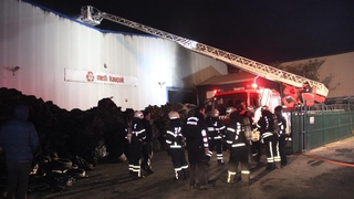 Kauçuk fabrikasında yangın