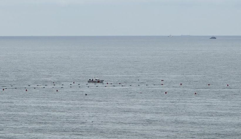 Kayıp mürettebatı aramak için midye çiftliğine daldılar