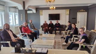 Kaymakam Güney şampiyonları ödüllendirdi