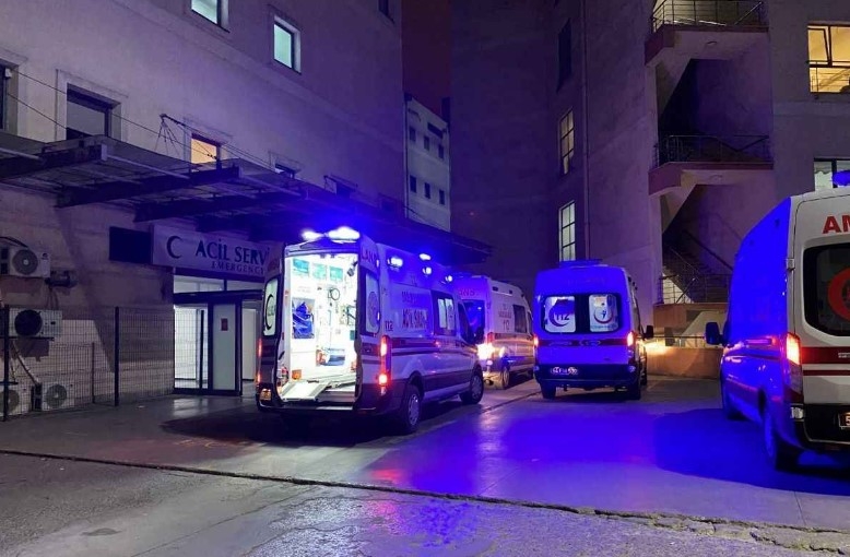 Kaynarca yolunda kaza: 2 yaralı