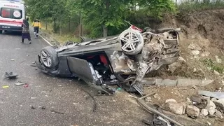 Kaza yapan araçtan çıkanlar şaşırttı