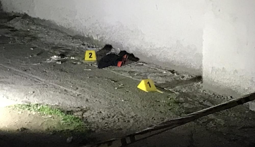 Kazara kendini ve arkadaşını vurdu