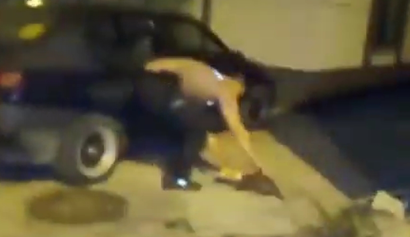 Kedinin imdadına bekçi koştu