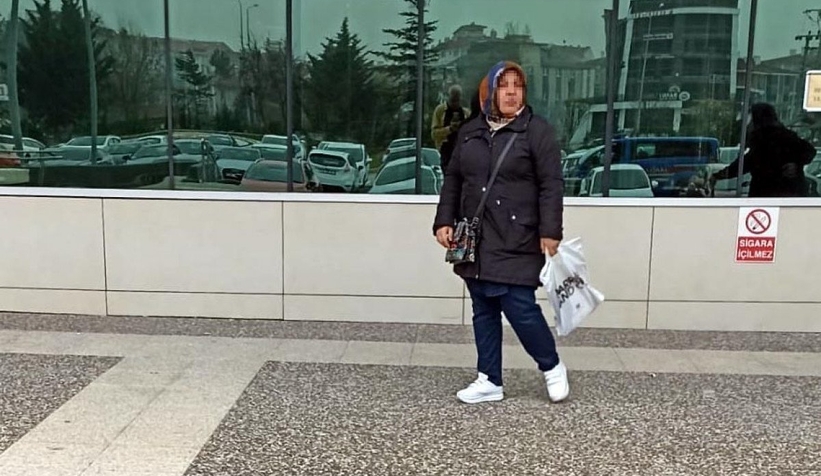 Kendisini oklavayla döven annesinden davacı oldu