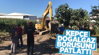 Kepçe doğalgaz borusunu patlattı