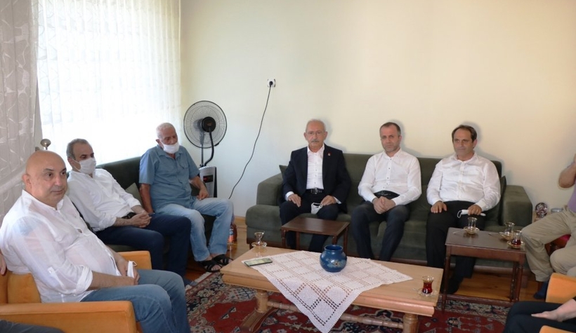 CHP Lideri Kılıçdaroğlu, taziye ziyaretinde bulundu