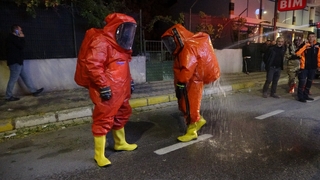 Kimyasal madde patladı, binalar boşaltıldı