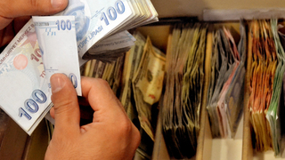 Kısa vadeli dış borç stoku Şubat ayında yüzde 3,1 arttı