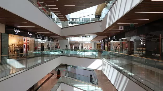 Kısıtlamanın ilk haftasında kartlı harcamalar geriledi