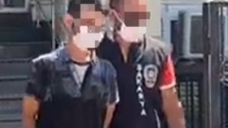 Kız arkadaşını gezdirmek için otomobil çaldı