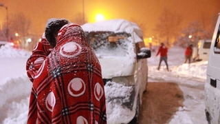 Kızılay’ın yolda kalanlara yardımı devam ediyor