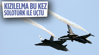 Kızılelma ve SOLOTÜRK'ten birlikte tarihi uçuş