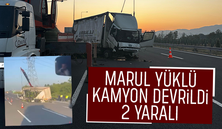 KMO'da feci kaza; Marul yüklü kamyon devrildi