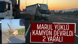 KMO'da feci kaza; Marul yüklü kamyon devrildi