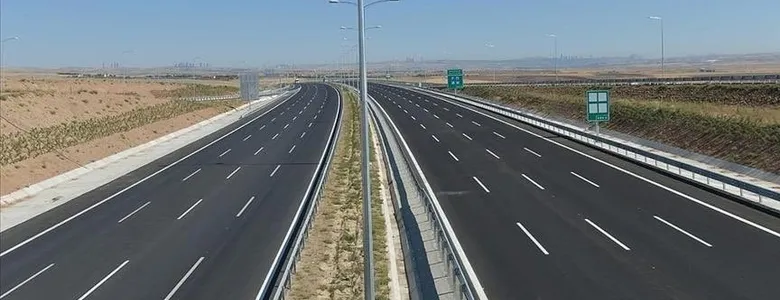 Kocaali ile Akçakoca arasındaki bölünmüş yolun ihalesi yapıldı