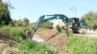 Kocaali’de dere yatakları temizleniyor
