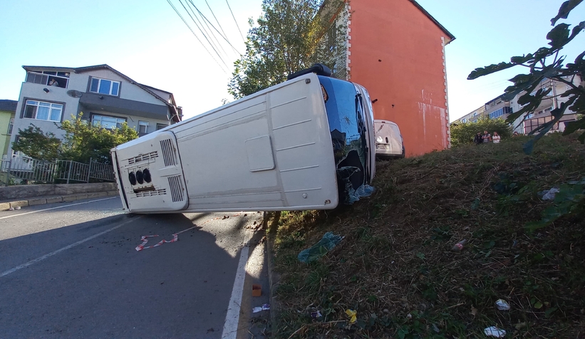 Kocaeli’de işçi servisi kazası: 1 ölü, 1 ağır yaralı
