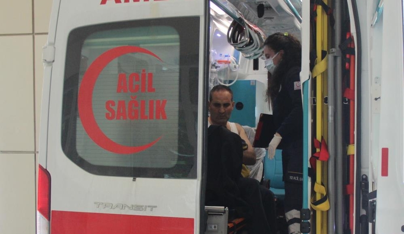 Kocasını göğsünden bıçaklayarak kayıplara karıştı