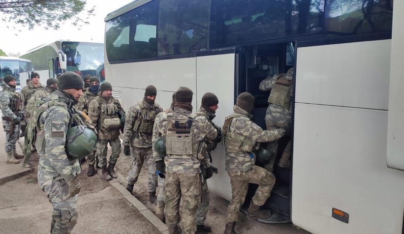 Komando taburu deprem bölgesine gidiyor