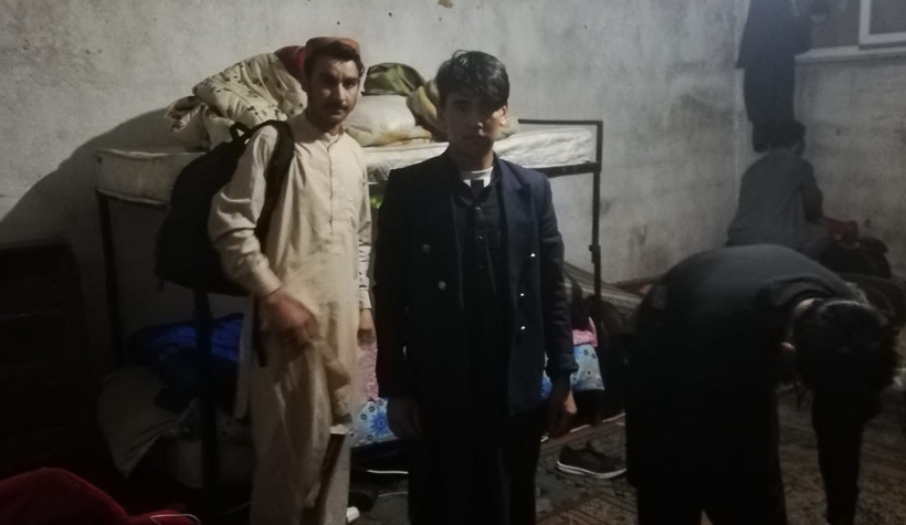 Komşuda 17 düzensiz göçmen yakalandı