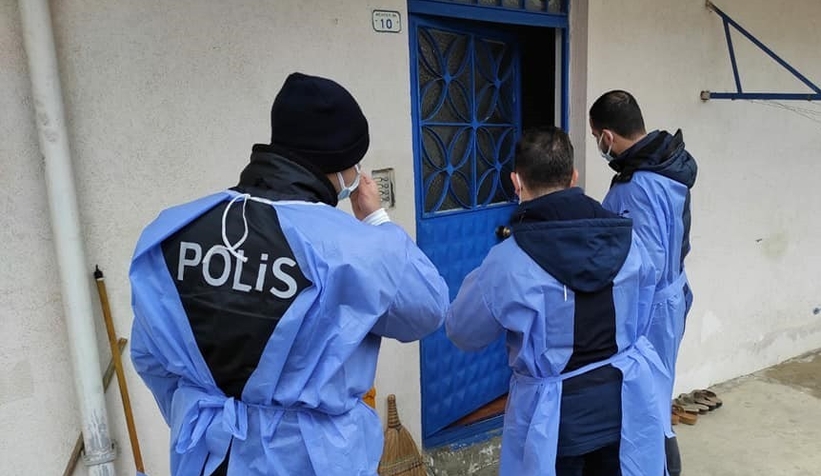 Komşuda 3 bina karantinaya alındı