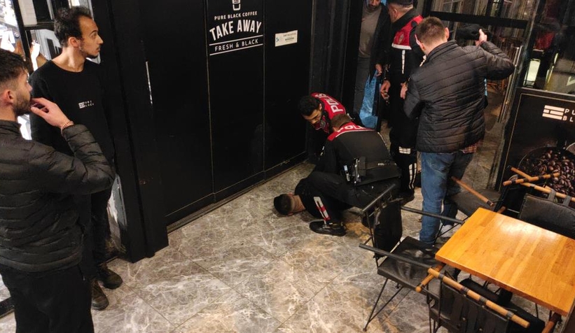 Komşuda bıçaklı kavga: 2 yaralı