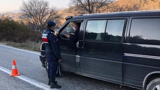 Komşuda bir mahalle karantinaya alındı