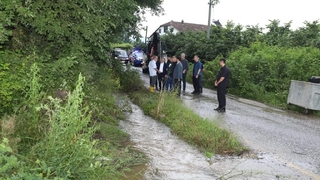 Komşuda dere yataklarına yakın evi olanlar tahliye ediliyor