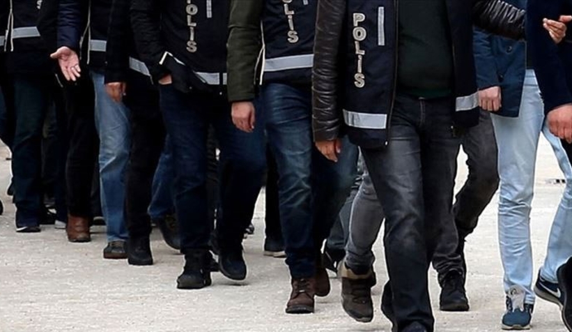 Komşuda FETÖ operasyonu: 10 gözaltı