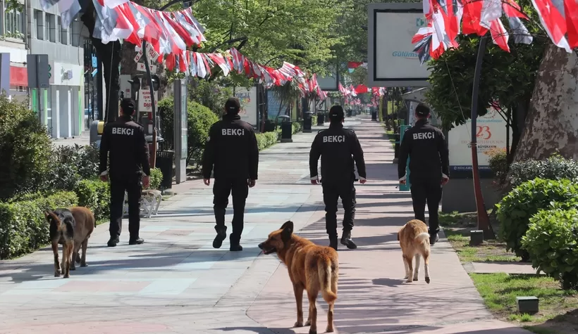 Komşuda karantina ihlali yapanlar günlük 80 TL ödeyecek