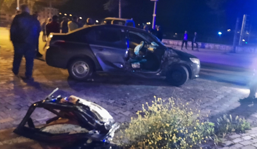 Komşuda kaza: 1'i ağır 3 yaralı