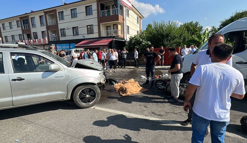 Komşuda kaza: 1 ölü, 2 yaralı