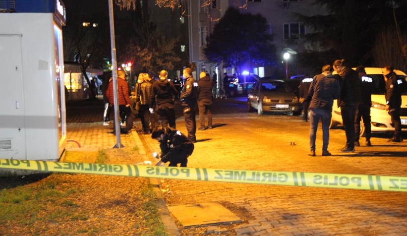 Komşuda silahlı saldırı: 2 yaralı