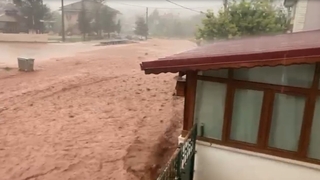 Komşuda yaşanan sel anı