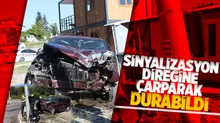 Kontrolden çıkan cip, direğe çarparak durdu