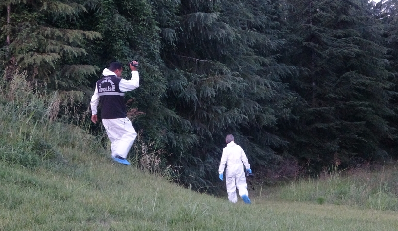 Köpeğini dolaştırırken ceset buldu