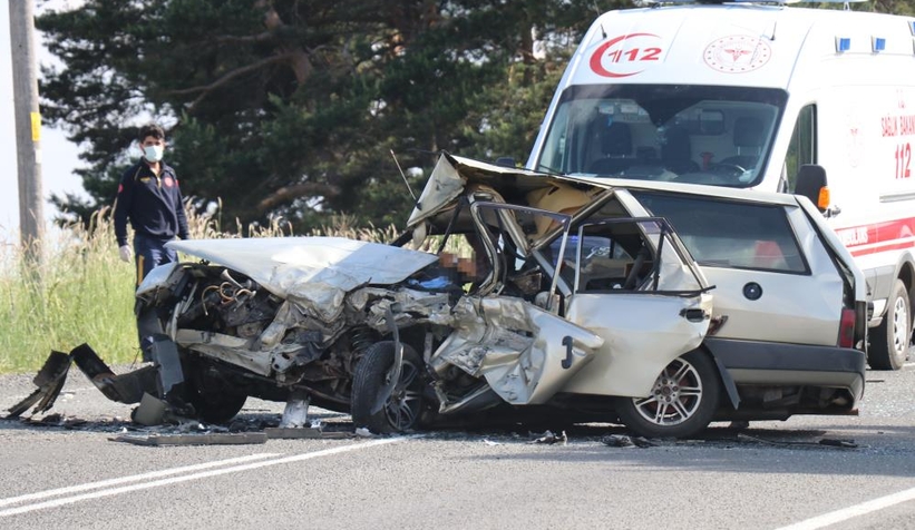 Korkunç kaza; Karı koca öldü
