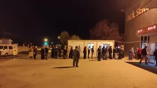 Korona testi için kuyruk oluştu