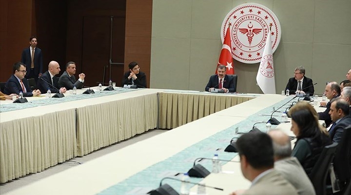 Koronavirüs Bilim Kurulu 'aşı' gündemiyle toplanıyor