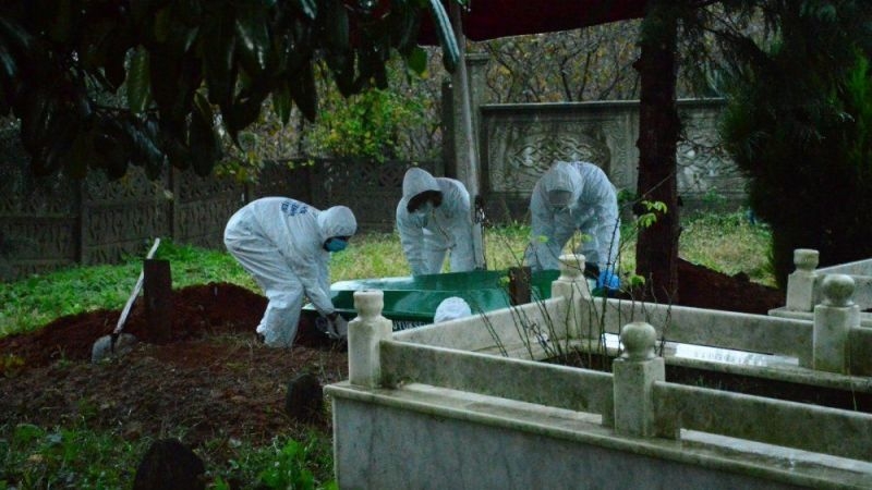 Koronaya bir kurban daha