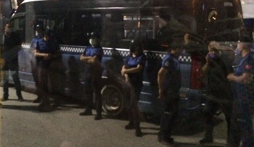 Korucuk halk otobüslerinden kontak kapatma eylemi