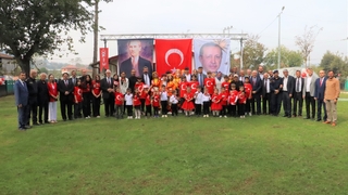 Köy Yaşam Merkezinde Cumhuriyet Şenliği