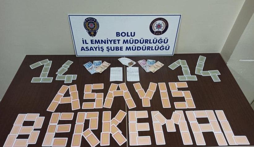 Kumar oynarken yakalanan 12 kişiye 21 bin 828 lira ceza
