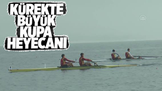 Kürekte Büyükler Kupası Sapanca Gölü'nde başladı