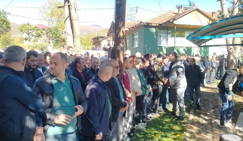 Kuyuya düşen işçiye acı veda