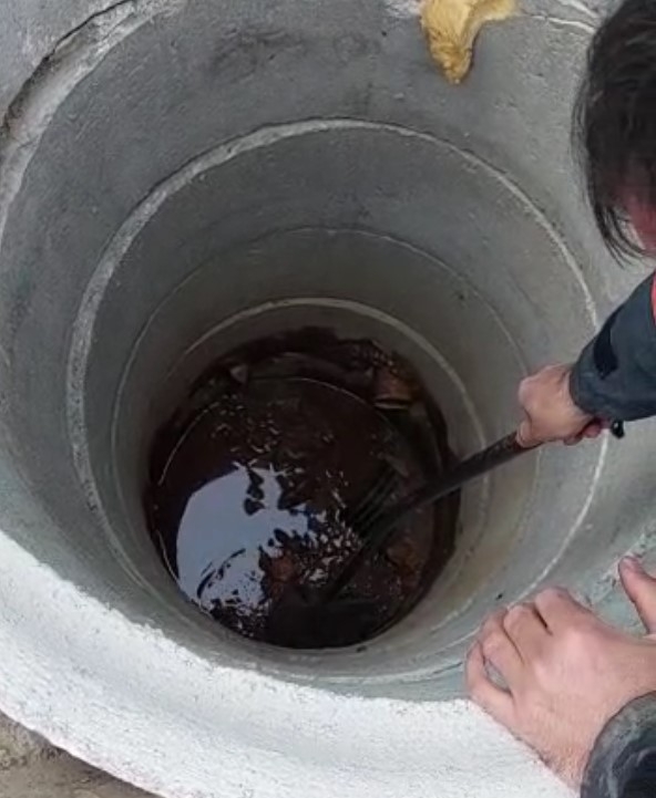 Kuyuya düşen yavru köpeğin imdadına itfaiye koştu