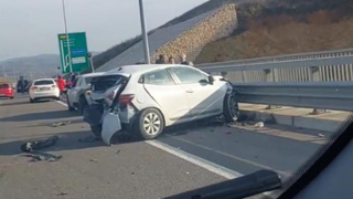 Kuzey Marmara Otoyolu'nda 8 araçlı kaza: 4 yaralı